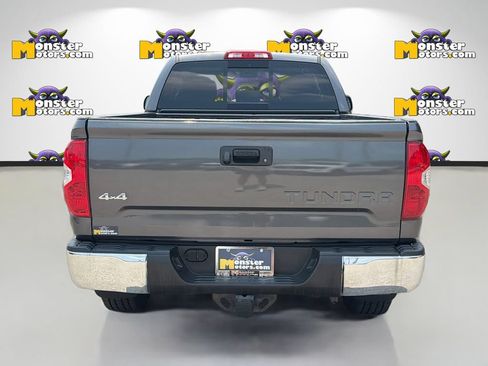 Used 2018 Toyota Tundra SR5 AWD/4WD image 6