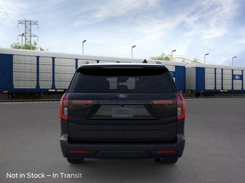 New 2026 Ford Expedition Max Platinum w/ Stealth Appearance Package AWD/4WD image 5