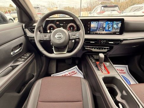 New 2026 Nissan Kicks SR w/ SR Premium Package image 18