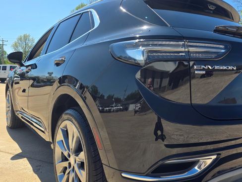 Used 2021 Buick Envision Avenir w/ Technology Package II AWD/4WD image 19