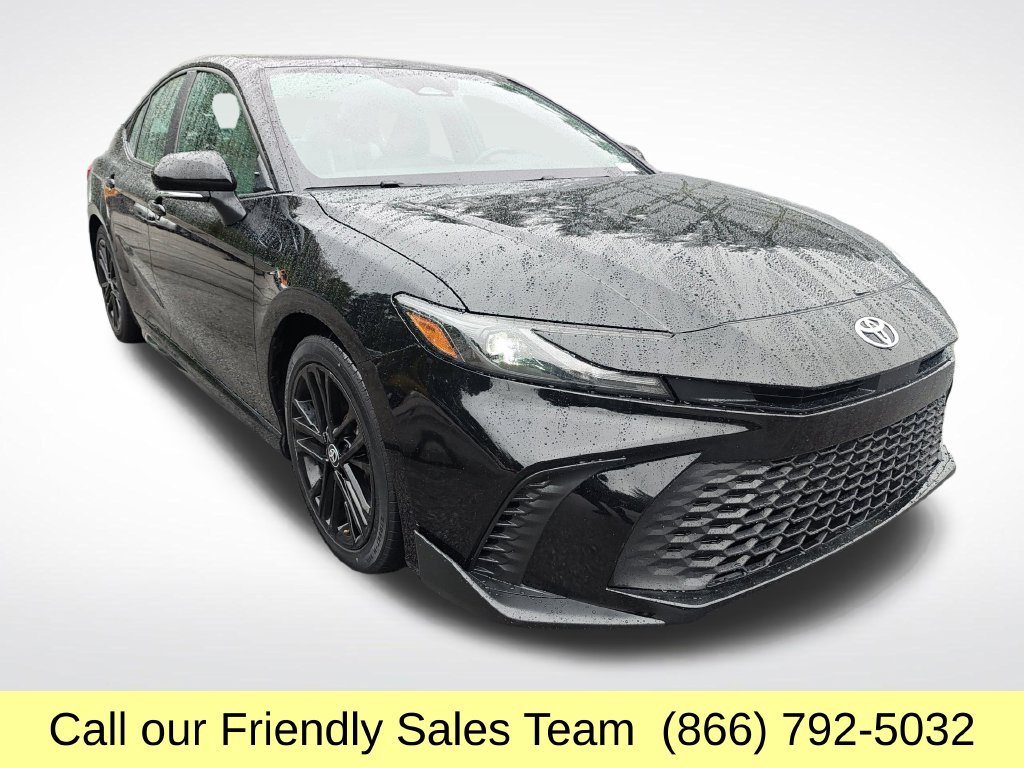 Certified 2025 Toyota Camry SE FWD image 8