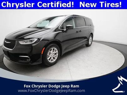 Certified 2024 Chrysler Pacifica Touring-L