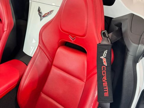 Used 2015 Chevrolet Corvette Stingray Convertible w/ 2LT Preferred Equipment Group RWD image 9