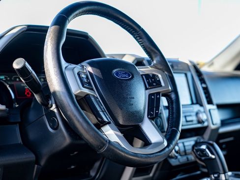 Used 2019 Ford F150 Lariat w/ Equipment Group 502A Luxury image 15