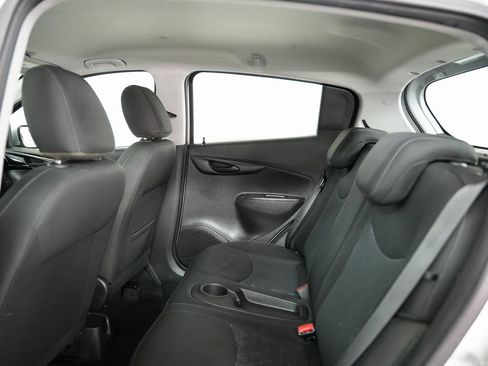 Used 2021 Chevrolet Spark LT image 32