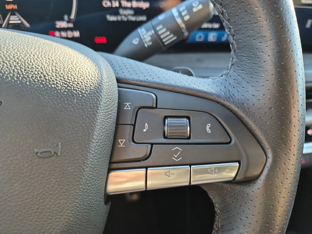 Certified 2024 Cadillac XT4 Sport FWD image 16