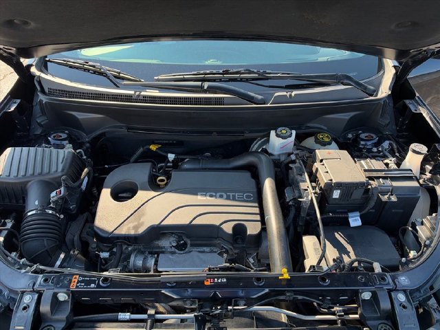 Used 2021 Chevrolet Equinox LT w/ LPO, Floor Liner Package FWD image 30