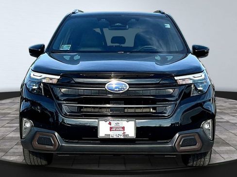 Used 2025 Subaru Forester Sport AWD/4WD image 2