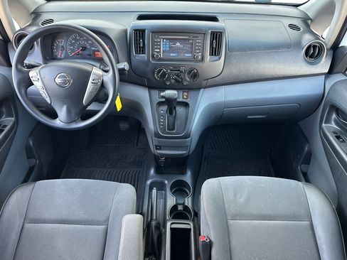 Used 2018 Nissan NV200 SV w/ Navigation Package image 15