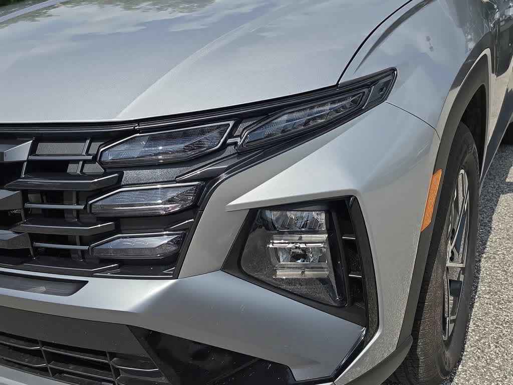 New 2026 Hyundai Tucson Blue SE FWD image 3
