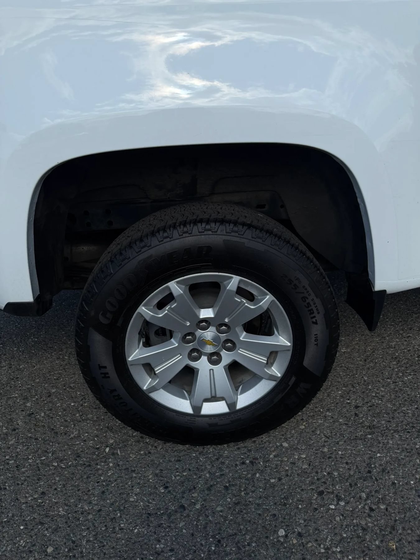 Used 2022 Chevrolet Colorado LT w/ Fleet Safety Package AWD/4WD image 14