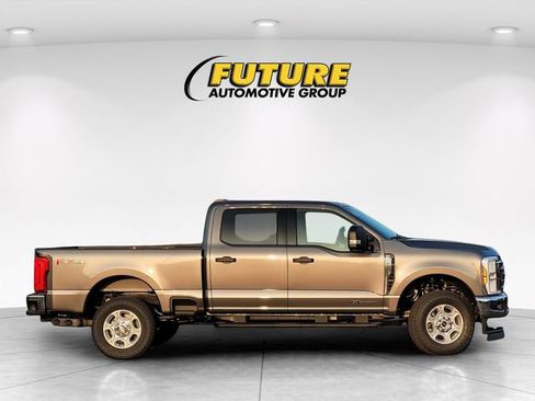 New 2026 Ford F250 XLT w/ FX4 Off-Road Package image 8