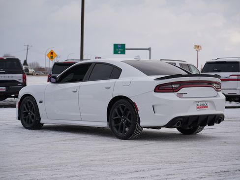 Used 2019 Dodge Charger R/T w/ Driver Confidence Group image 5