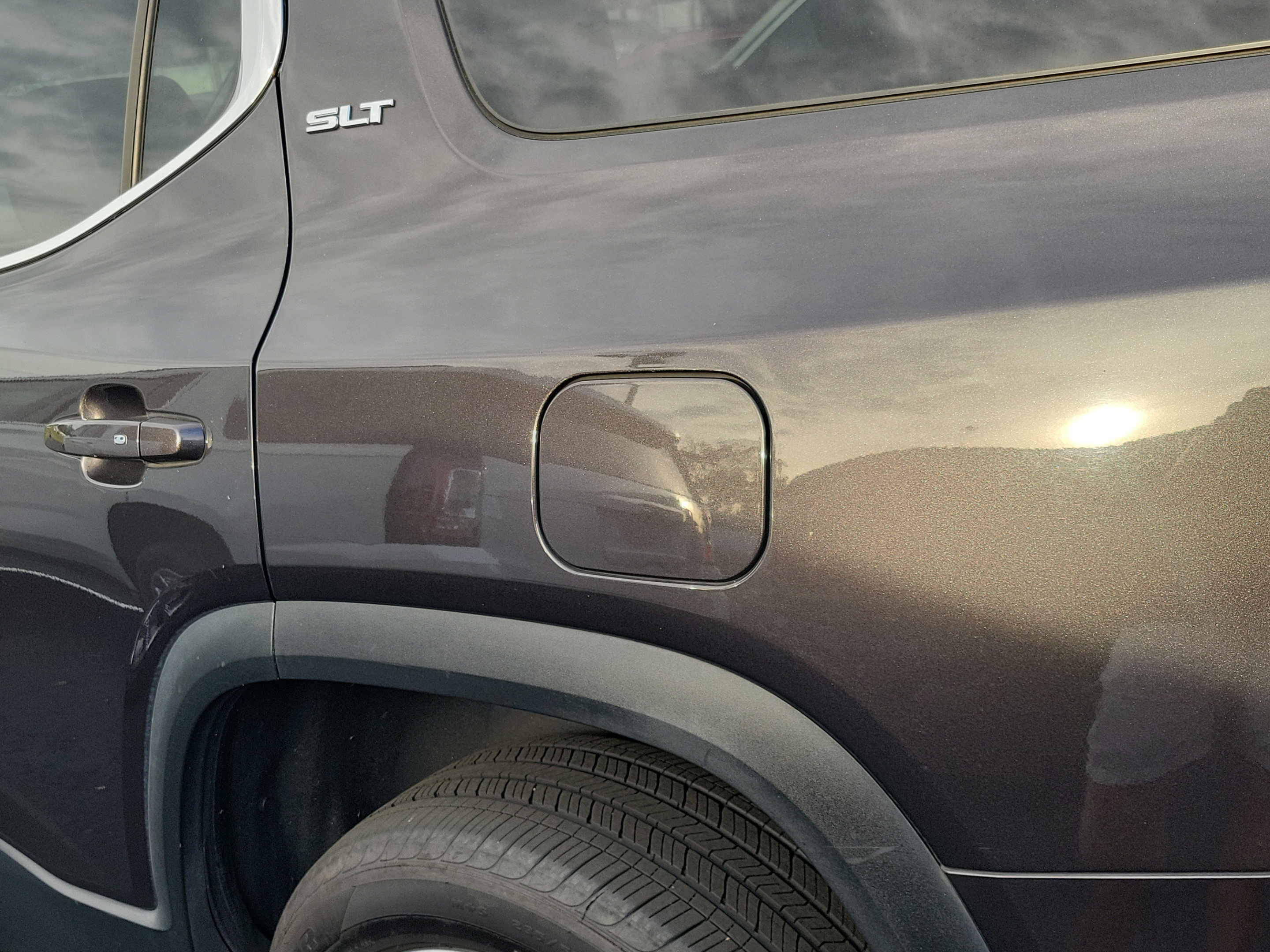 Used 2017 GMC Acadia SLT FWD image 24