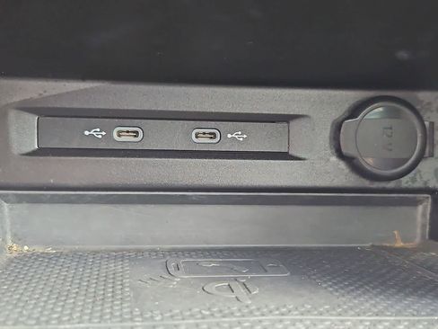 Certified 2022 Volkswagen Tiguan SE AWD/4WD image 29