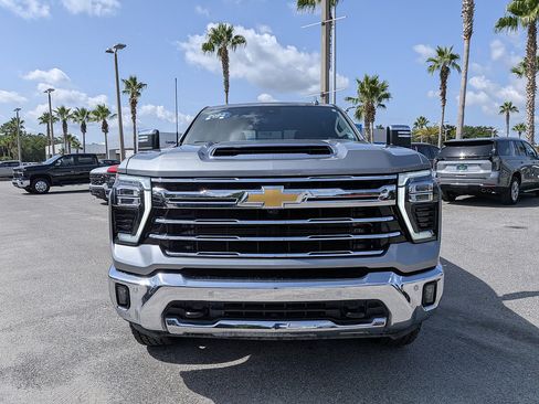 Certified 2024 Chevrolet Silverado 2500 LTZ w/ LTZ Plus Package AWD/4WD image 8