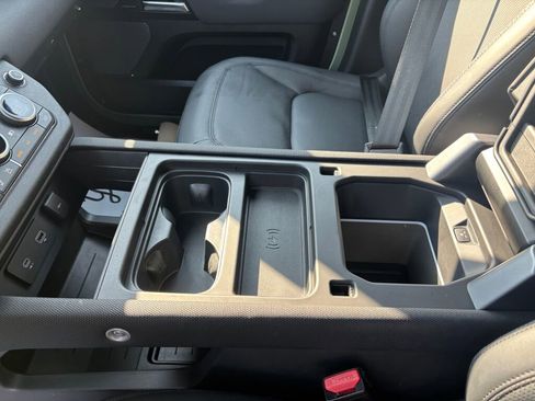 Used 2023 Land Rover Defender 110 75th Limited Edition image 17