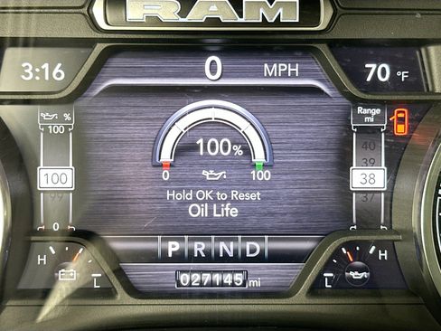 Used 2022 RAM 1500 Laramie image 12