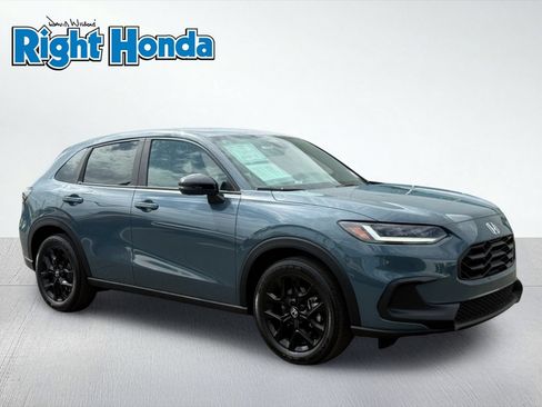 Used 2024 Honda HR-V Sport image 11