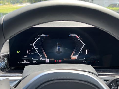 Used 2026 BMW X7 xDrive40i w/ M Sport Package image 23