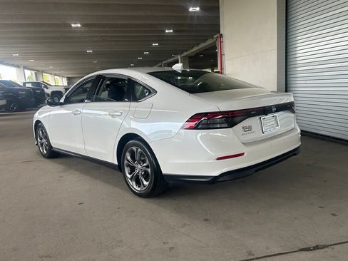 Used 2024 Honda Accord EX image 3