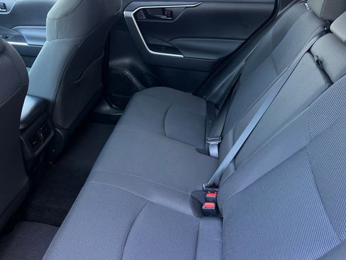 Certified 2023 Toyota RAV4 LE AWD/4WD image 12