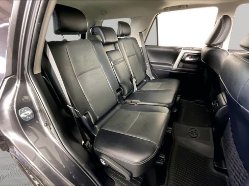 Used 2023 Toyota 4Runner Limited AWD/4WD image 23