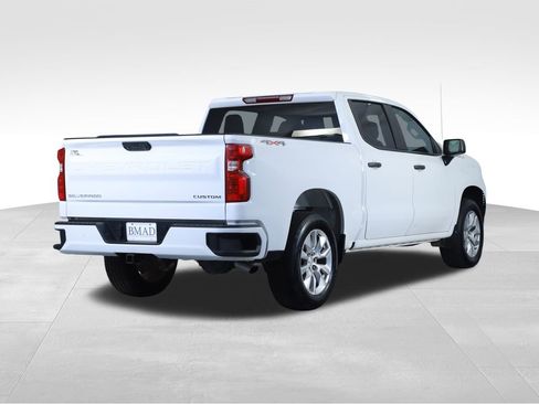 Used 2022 Chevrolet Silverado 1500 Custom image 12