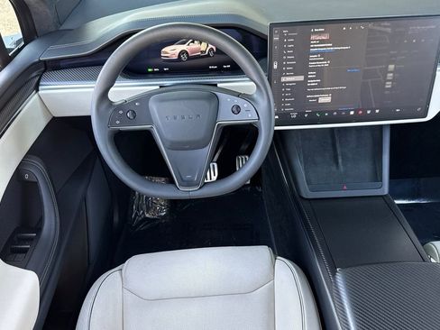 Used 2023 Tesla Model X Plaid AWD/4WD image 13