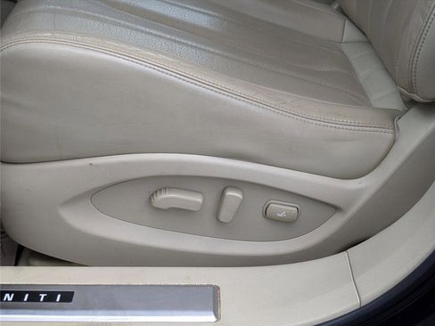 Used 2016 INFINITI QX70 2WD w/ Premium Package image 10