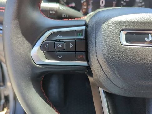Certified 2022 Jeep Compass Trailhawk w/ Trailhawk Convenience Group AWD/4WD image 12
