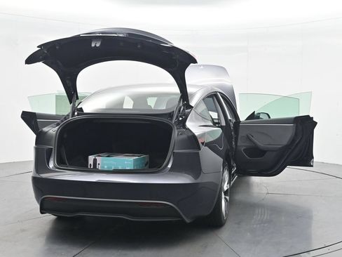 Used 2024 Tesla Model 3 Standard Range RWD image 48