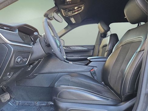 Used 2023 Jeep Grand Cherokee Altitude image 23