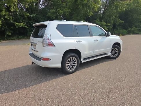 Used 2015 Lexus GX 460 Luxury AWD/4WD image 17