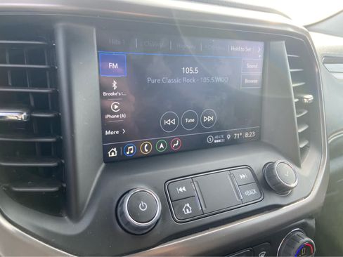 Used 2023 GMC Acadia AT4 AWD/4WD image 25