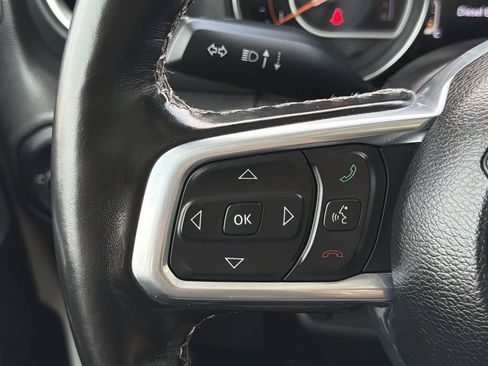 Used 2021 Jeep Gladiator Overland w/ Uconnect 4C Nav & Sound Group AWD/4WD image 9