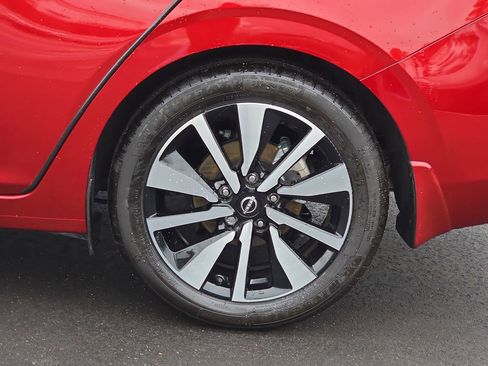 Used 2024 Nissan Sentra SV w/ SV Premium Package image 36