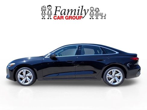 Used 2025 Audi A5 2.0T Premium w/ Convenience Package AWD/4WD image 2