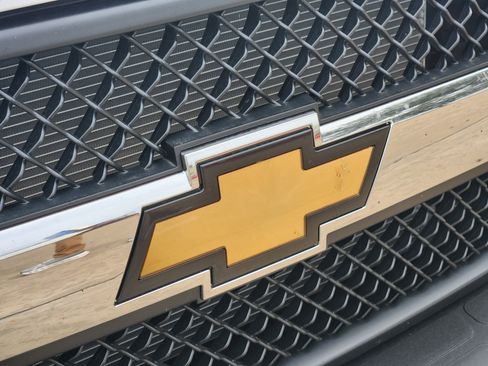 New 2025 Chevrolet Express 3500 w/ Power Convenience Package image 8