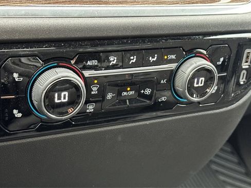 Used 2025 Chevrolet Silverado 1500 LT image 28