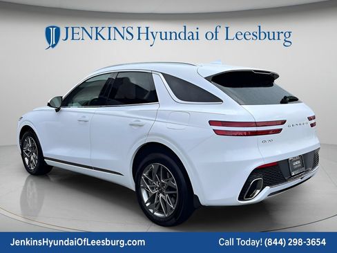 Used 2025 Genesis GV70 2.5T AWD/4WD image 5