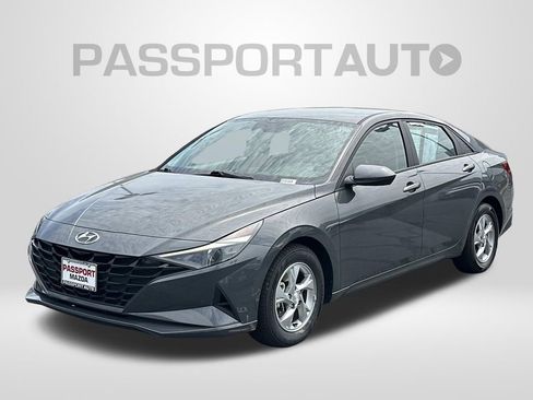 Used 2023 Hyundai Elantra SE FWD image 1