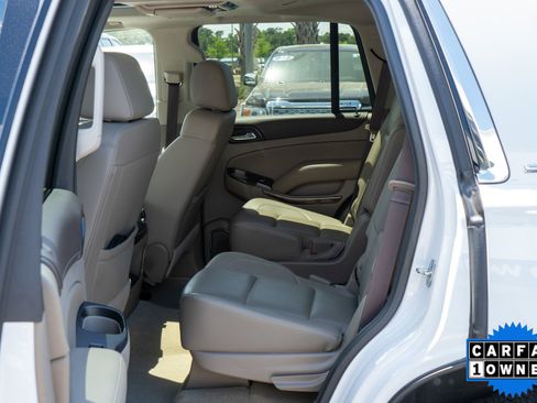 Used 2017 GMC Yukon SLT w/ Premium Edition image 19