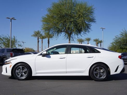 Used 2022 Kia K5 LXS image 2