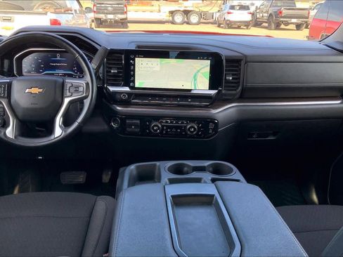 Used 2025 Chevrolet Silverado 1500 LT image 15