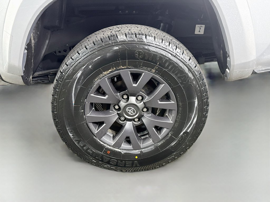 Certified 2023 Toyota Tacoma SR5 w/ SR5 Appearance Package RWD image 33