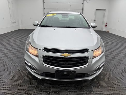 Used 2016 Chevrolet Cruze LT FWD image 14