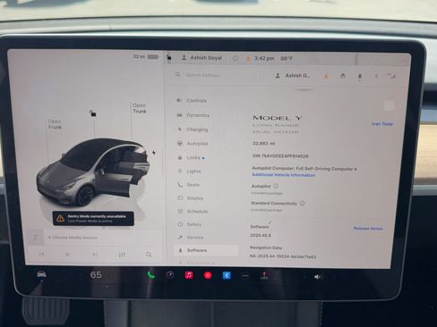 Used 2023 Tesla Model Y Long Range image 11