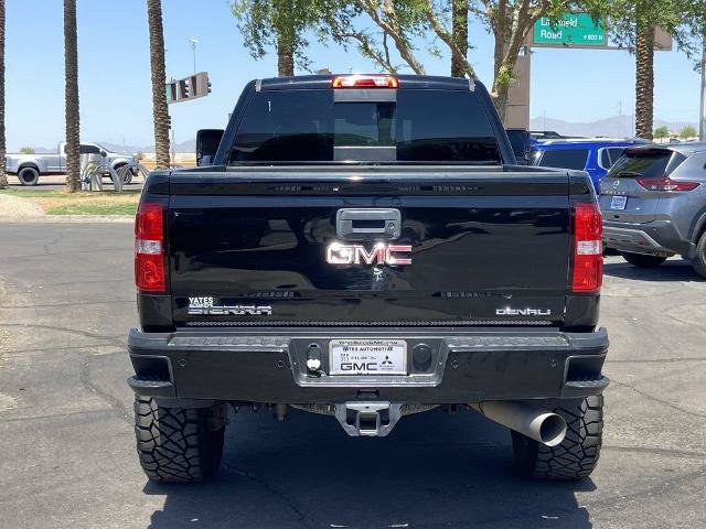 Used 2018 GMC Sierra 2500 Denali w/ Duramax Plus Package AWD/4WD image 5