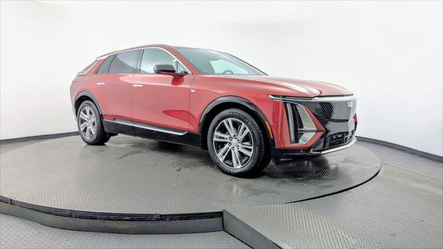 Used 2024 Cadillac Lyriq Tech RWD image 11